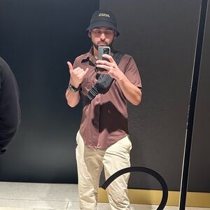 Meet your Posher, Aaron